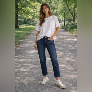 J Brand Dark Blue Straight-Leg Jeans. Size 26. Made in USA.
A7